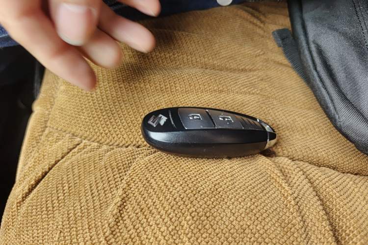 Used Suzuki S-Cross 2014 1.6L CVT Two-Wheel Drive Elite Version Vehicle Key