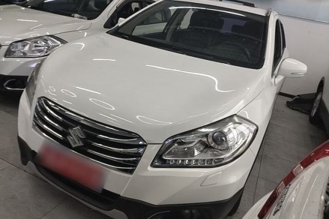 Used Suzuki S-Cross 2014 1.6L CVT Two-Wheel Drive Elite Version