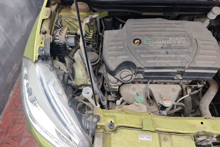 Used Suzuki S-Cross 2014 1.6L CVT Two-Wheel Drive Elite Version Engine Bay Right