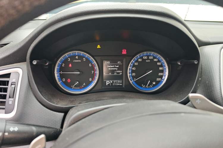 Used Suzuki S-Cross 2014 1.6L CVT Two-Wheel Drive Elite Version Instrument Cluster