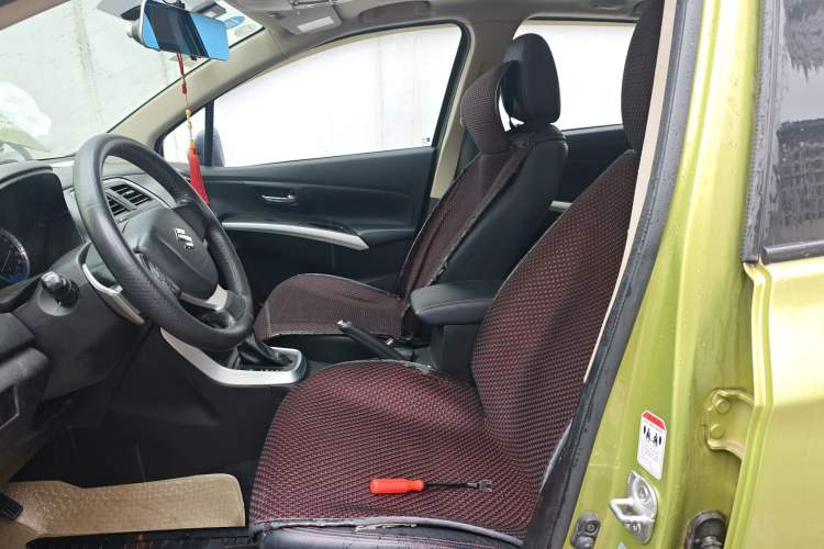 Used Suzuki S-Cross 2014 1.6L CVT Two-Wheel Drive Elite Version Left Front Seat