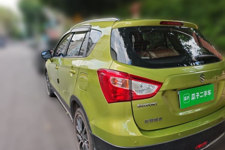 Used Suzuki S-Cross 2014 1.6L CVT Four-Wheel Drive Luxury Version Rear Left 45 Deg