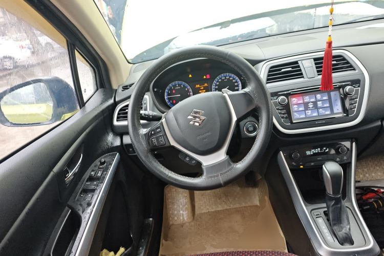 Used Suzuki S-Cross 2014 1.6L CVT Two-Wheel Drive Elite Version Steering Wheel