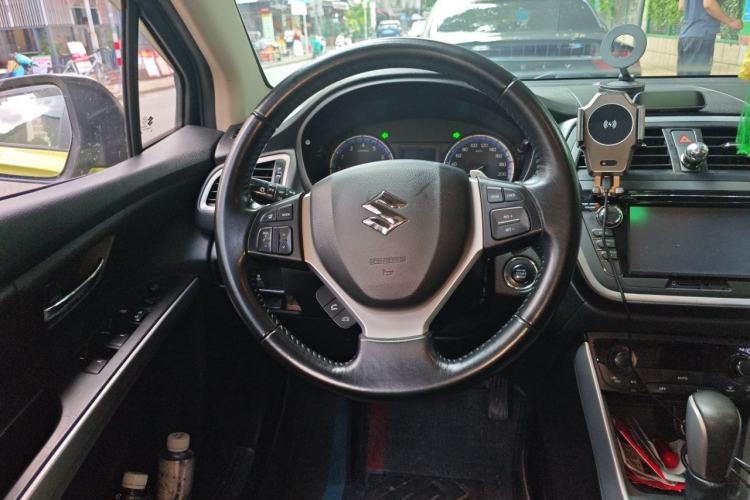 Used Suzuki S-Cross 2014 1.6L CVT Four-Wheel Drive Luxury Version Steering Wheel
