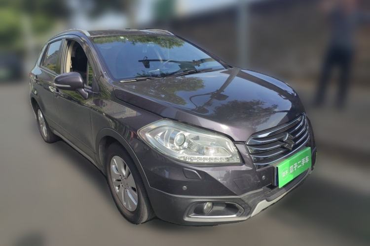 Used Suzuki S-Cross 2015 1.6L CVT Two-Wheel Drive Elite Version Exterior 2