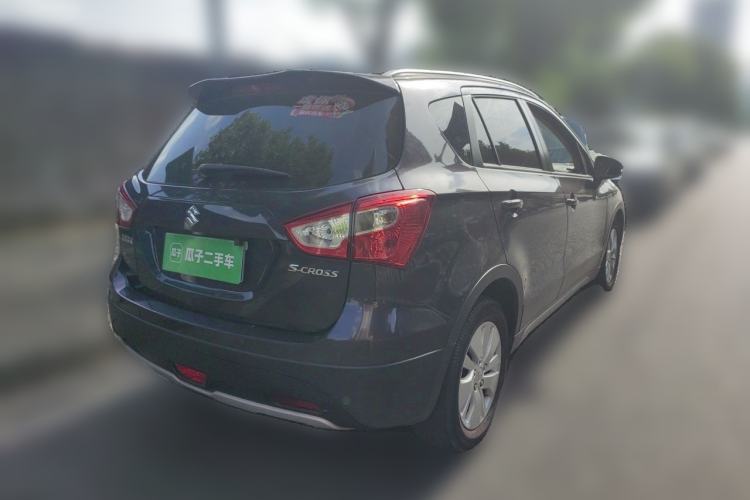 Used Suzuki S-Cross 2015 1.6L CVT Two-Wheel Drive Elite Version Exterior 5