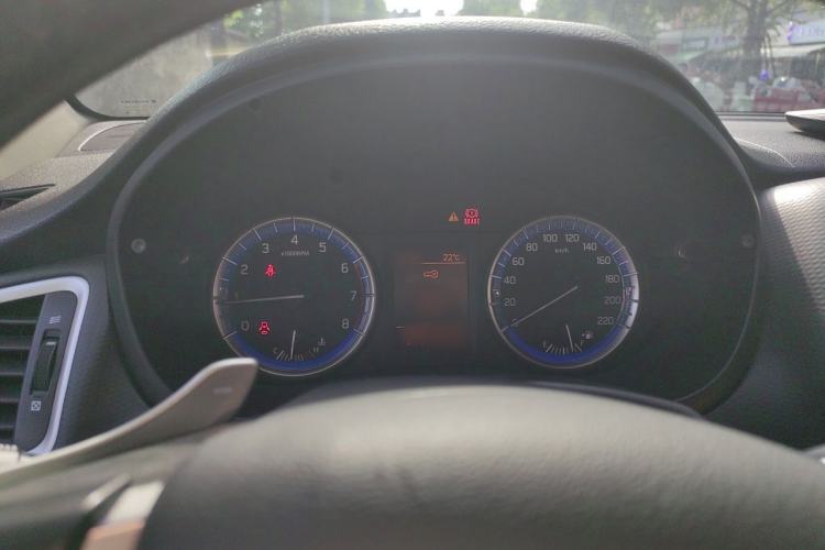 Used Suzuki S-Cross 2015 1.6L CVT Two-Wheel Drive Elite Version Instrument Cluster