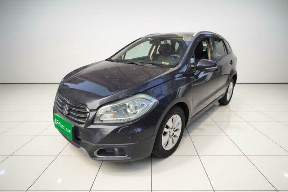 Suzuki S-Cross 2015