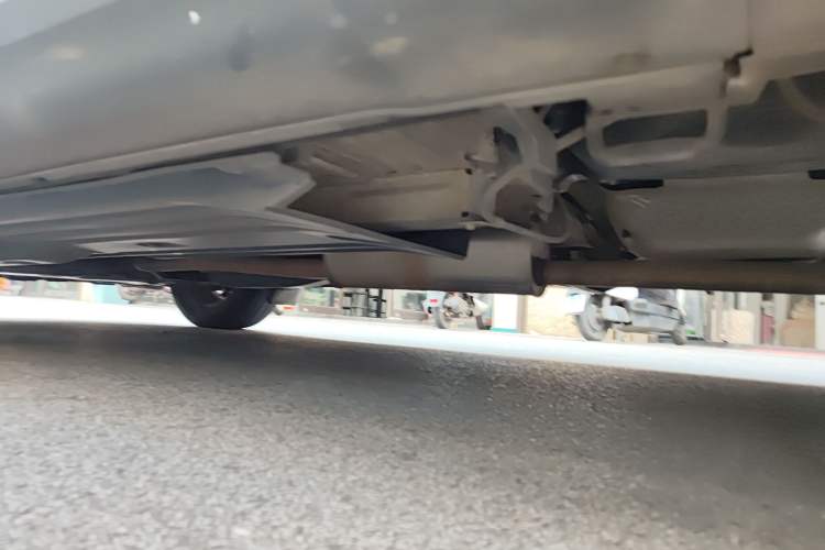 Used Suzuki S-Cross 2015 1.6L CVT Two-Wheel Drive Entry-Level Trim Chassis Rear Left