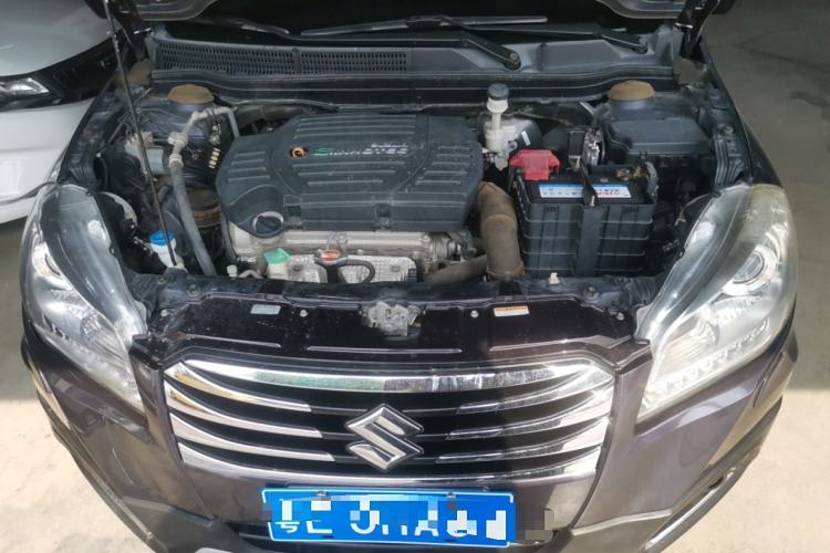 Used Suzuki S-Cross 2015 1.6L CVT Two-Wheel Drive Elite Version Engine Bay