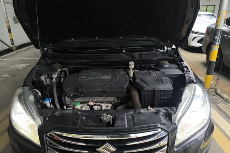 Used Suzuki S-Cross 2015 1.6L CVT Two-Wheel Drive Elite Version Engine Bay