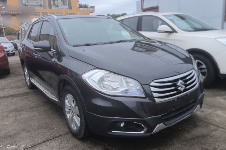 Used Suzuki S-Cross 2015 1.6L Manual Two-Wheel Drive Entry Model Front Right 45 Deg