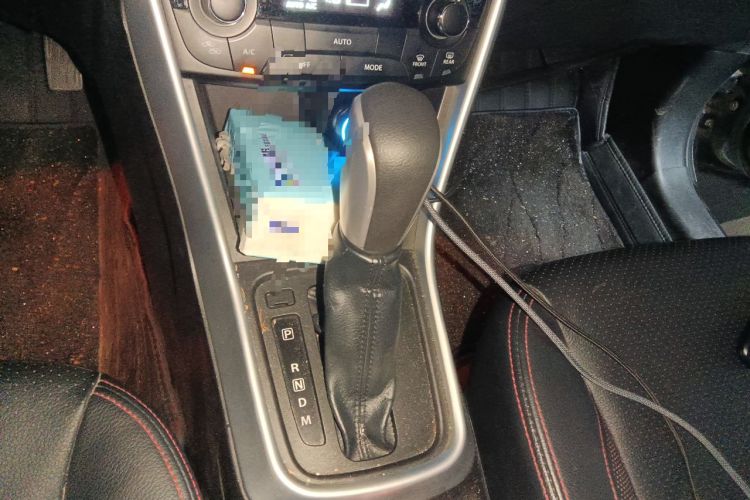 Used Suzuki S-Cross 2015 1.6L CVT Two-Wheel Drive Elite Version Gear Lever