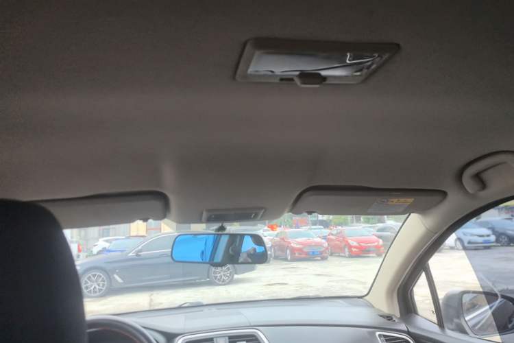 Used Suzuki S-Cross 2015 1.6L Manual Two-Wheel Drive Entry Model Headliner