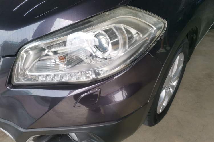 Used Suzuki S-Cross 2015 1.6L CVT Two-Wheel Drive Elite Version Left Front Headlight