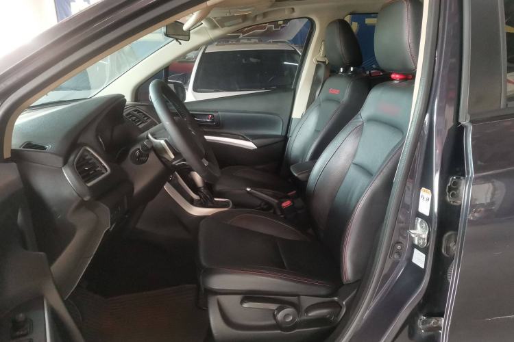 Used Suzuki S-Cross 2015 1.6L CVT Two-Wheel Drive Elite Version Left Front Seat