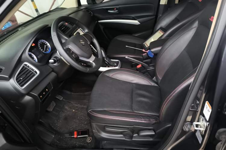 Used Suzuki S-Cross 2015 1.6L CVT Two-Wheel Drive Elite Version Left Front Seat