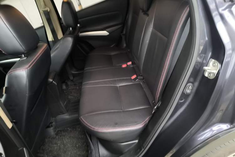 Used Suzuki S-Cross 2015 1.6L CVT Two-Wheel Drive Elite Version Left Rear Seat