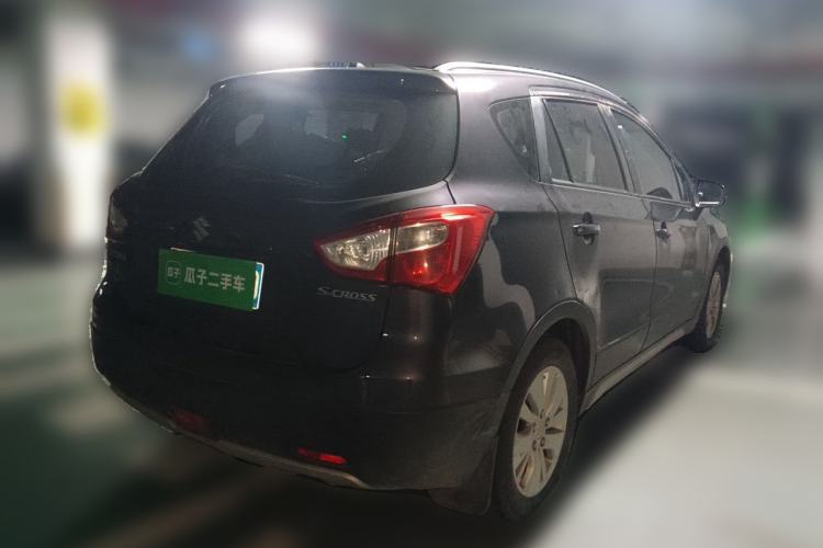 Used Suzuki S-Cross 2015 1.6L CVT Two-Wheel Drive Elite Version Rear Right 45 Deg