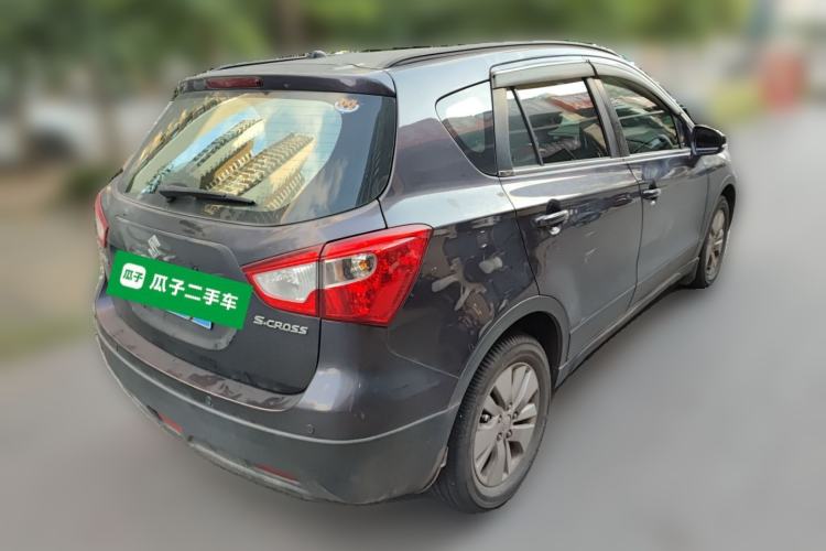 Used Suzuki S-Cross 2015 1.6L CVT Two-Wheel Drive Entry-Level Trim Rear Right 45 Deg