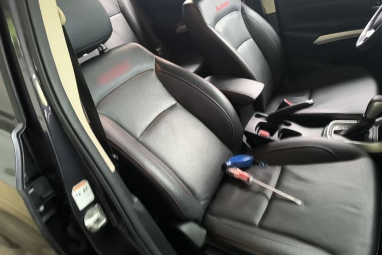 Used Suzuki S-Cross 2015 1.6L CVT Two-Wheel Drive Elite Version Right Front Seat