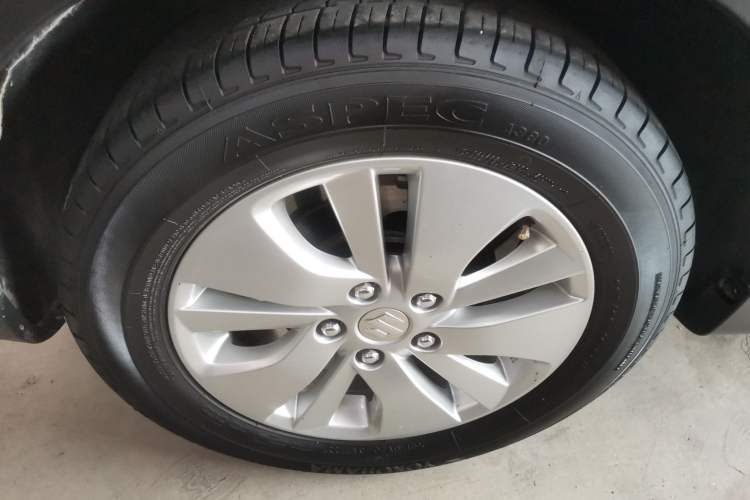 Used Suzuki S-Cross 2015 1.6L CVT Two-Wheel Drive Elite Version Right Rear Wheel Hub