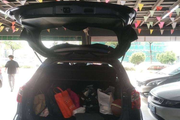 Used Suzuki S-Cross 2015 1.6L CVT Two-Wheel Drive Elite Version Trunk