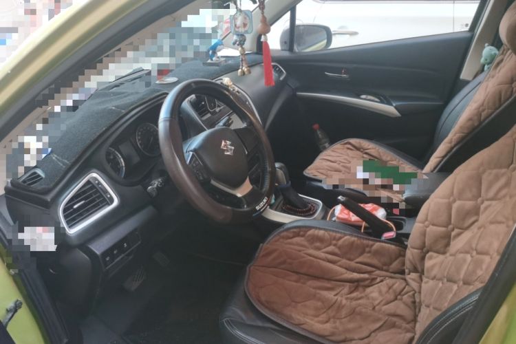 Used Suzuki S-Cross 2015 1.6L CVT Two-Wheel Drive Elite Version Driver Seat