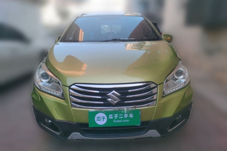 Used Suzuki S-Cross 2015 1.6L CVT Two-Wheel Drive Elite Version Front