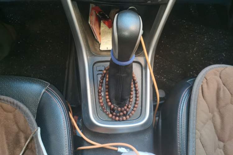Used Suzuki S-Cross 2015 1.6L CVT Two-Wheel Drive Elite Version Gear Lever