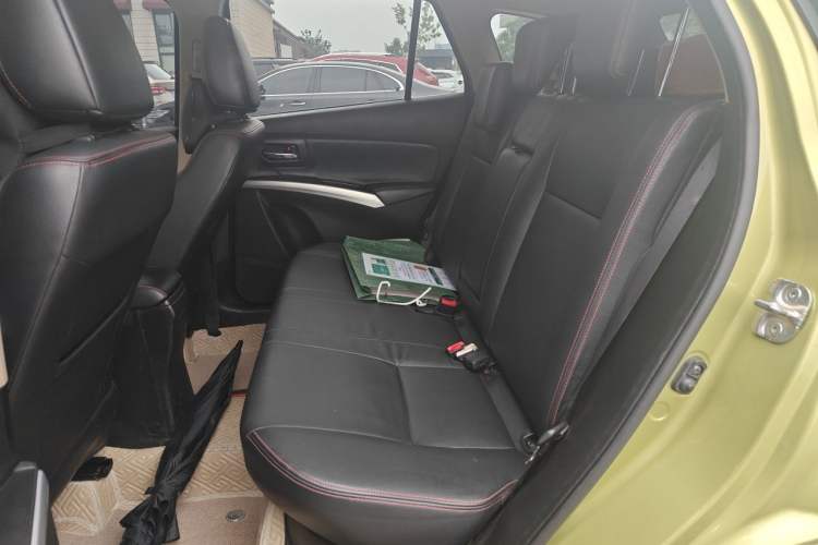 Used Suzuki S-Cross 2015 1.6L CVT Two-Wheel Drive Elite Version Left Rear Seat