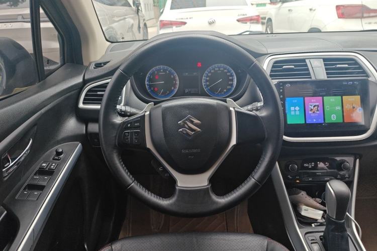 Used Suzuki S-Cross 2015 1.6L CVT Two-Wheel Drive Elite Version Steering Wheel