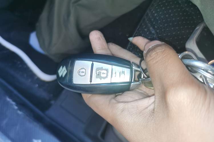 Used Suzuki S-Cross 2015 1.6L CVT Two-Wheel Drive Elite Version Vehicle Key