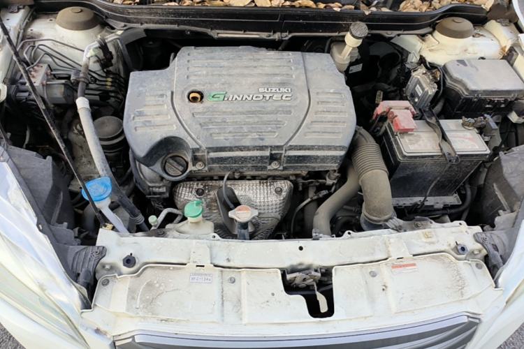 Used Suzuki S-Cross 2015 1.6L CVT Two-Wheel Drive Entry-Level Trim Engine Bay
