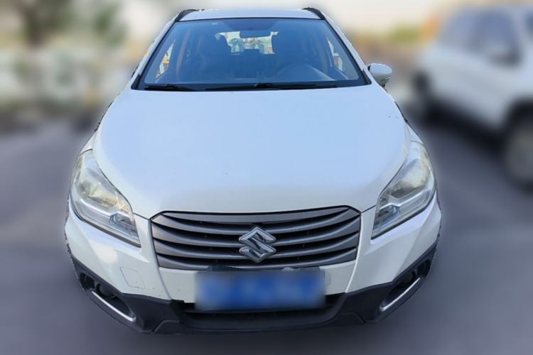 Used Suzuki S-Cross 2015 1.6L CVT Two-Wheel Drive Entry-Level Trim Front