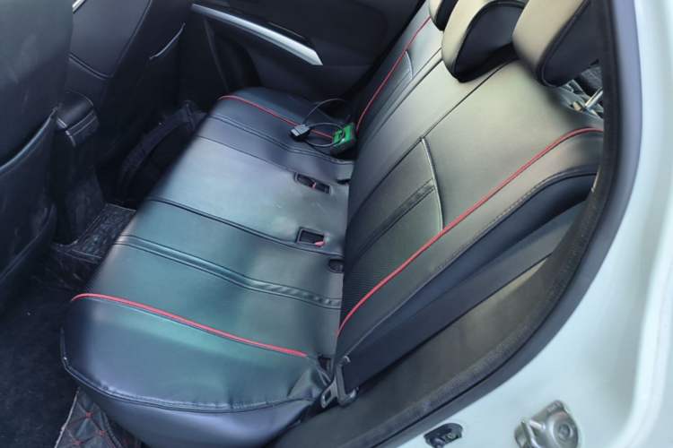 Used Suzuki S-Cross 2015 1.6L CVT Two-Wheel Drive Entry-Level Trim Left Rear Seat