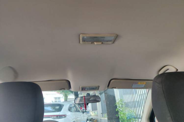 Used Suzuki S-Cross 2015 1.6L CVT Two-Wheel Drive Entry-Level Trim Headliner