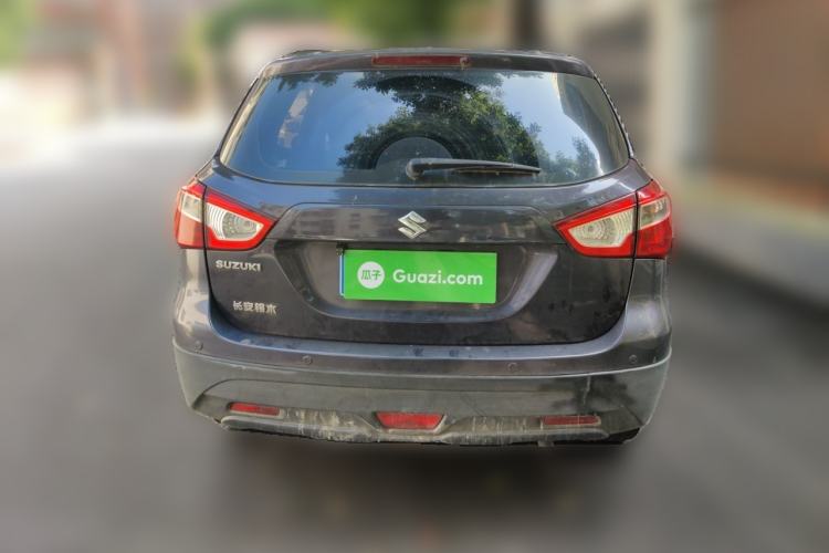 Used Suzuki S-Cross 2015 1.6L CVT Two-Wheel Drive Entry-Level Trim Rear