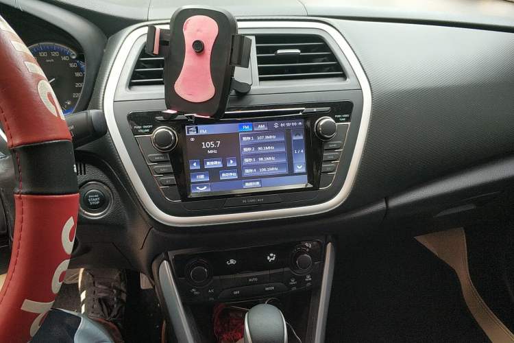 Used Suzuki S-Cross 2015 1.4T Automatic Two-Wheel Drive Prestige Model Audio And AC Panel