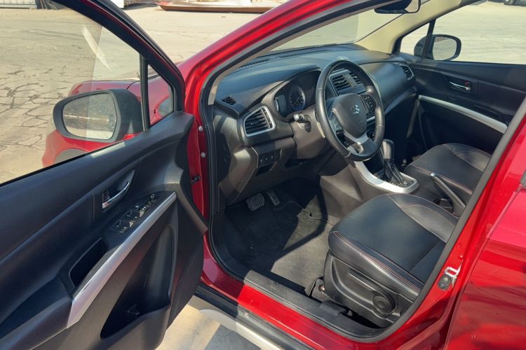 Used Suzuki S-Cross 2015 1.6L CVT Two-Wheel Drive Elite Version Driver Seat