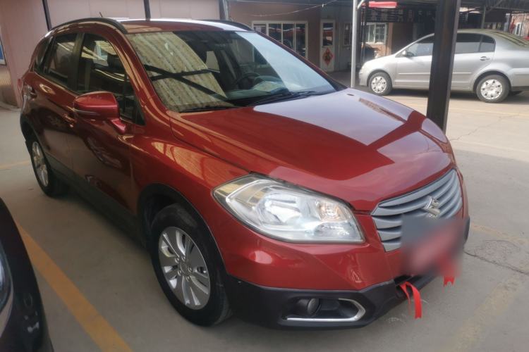 Used Suzuki S-Cross 2015 1.6L CVT Two-Wheel Drive Entry-Level Trim Exterior 1