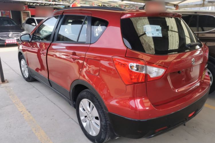 Used Suzuki S-Cross 2015 1.6L CVT Two-Wheel Drive Entry-Level Trim Exterior 2