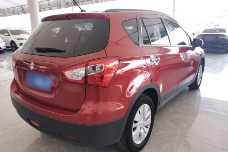 Used Suzuki S-Cross 2015 1.6L CVT Two-Wheel Drive Entry-Level Trim Exterior 5