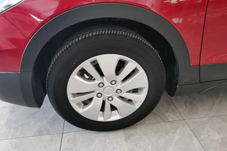 Used Suzuki S-Cross 2015 1.6L CVT Two-Wheel Drive Entry-Level Trim Exterior 7