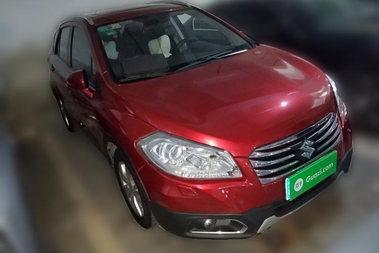 Used Suzuki S-Cross 2015 1.6L CVT Two-Wheel Drive Elite Version Front Right 45 Deg