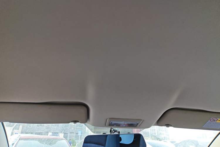 Used Suzuki S-Cross 2015 1.6L Manual Two-Wheel Drive Entry Model Headliner