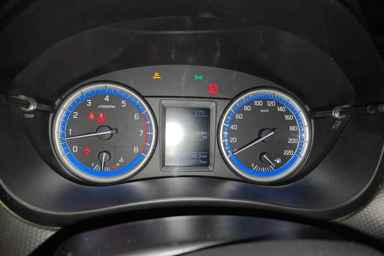 Used Suzuki S-Cross 2015 1.6L CVT Two-Wheel Drive Entry-Level Trim Instrument Cluster