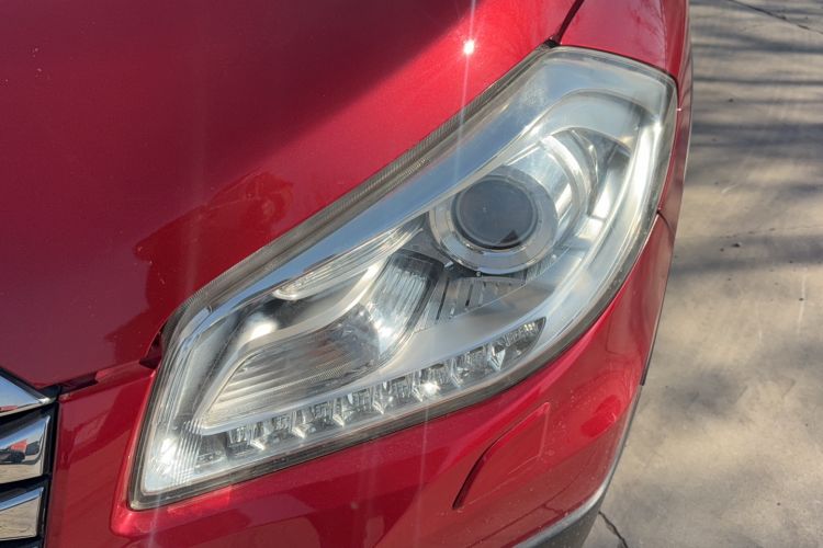 Used Suzuki S-Cross 2015 1.6L CVT Two-Wheel Drive Elite Version Left Front Headlight
