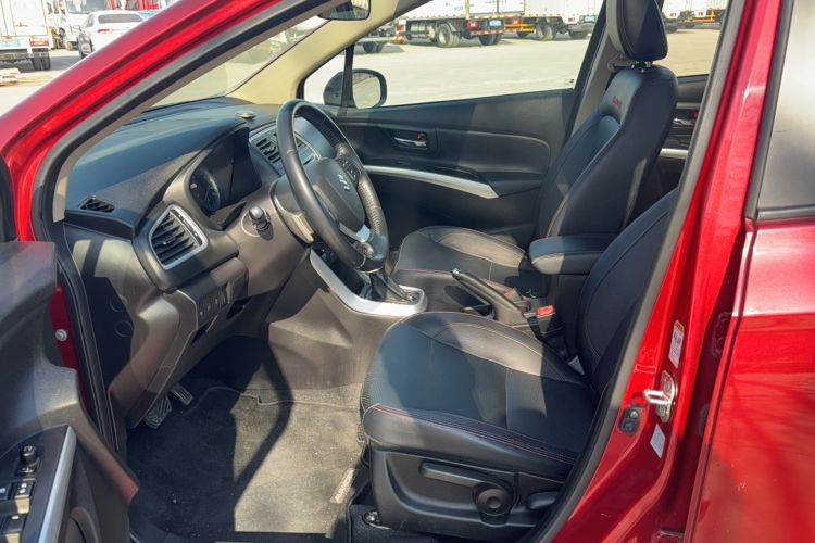 Used Suzuki S-Cross 2015 1.6L CVT Two-Wheel Drive Elite Version Left Front Seat