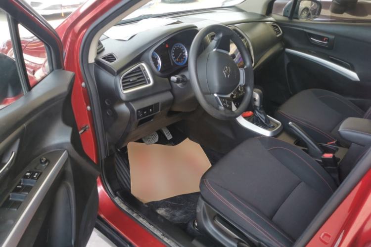 Used Suzuki S-Cross 2015 1.6L CVT Two-Wheel Drive Entry-Level Trim Left Front Seat